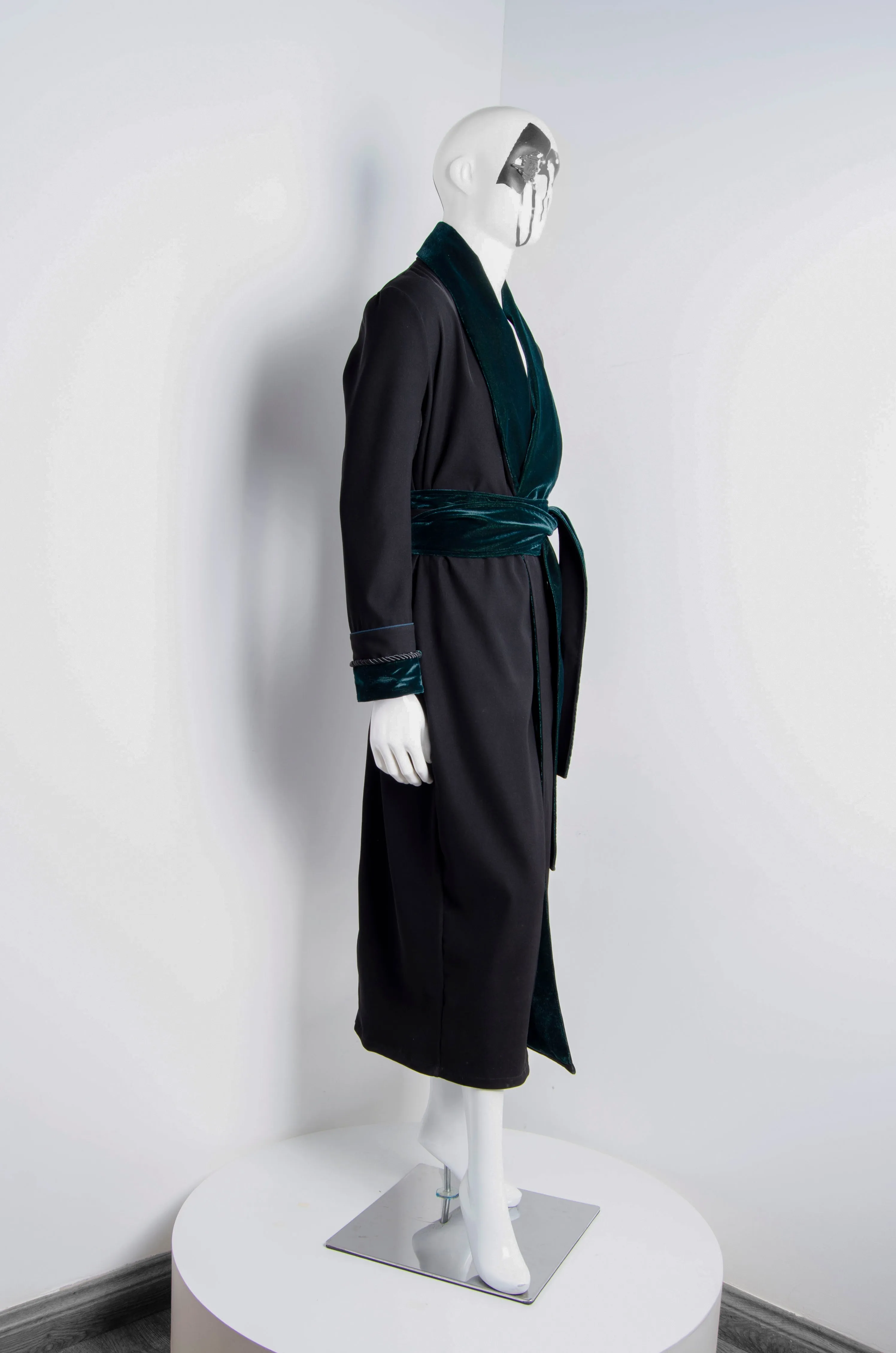 Black Pyjama Chic Robe