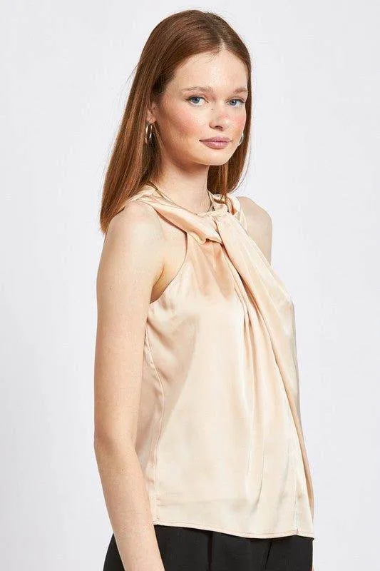 Emory Park | Sleeveless Blouse With Twist Front