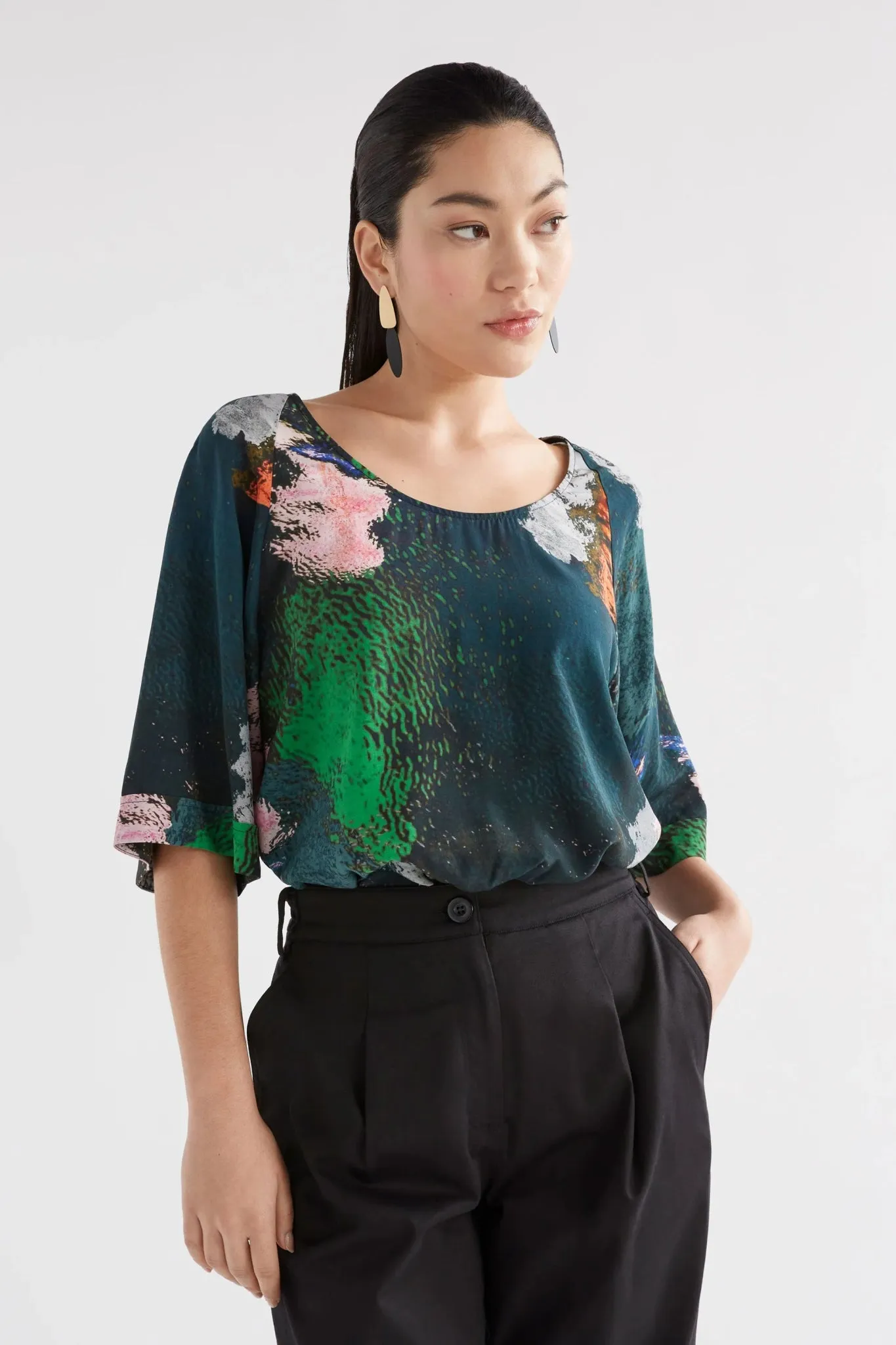 Foljer Top | Reflections Print