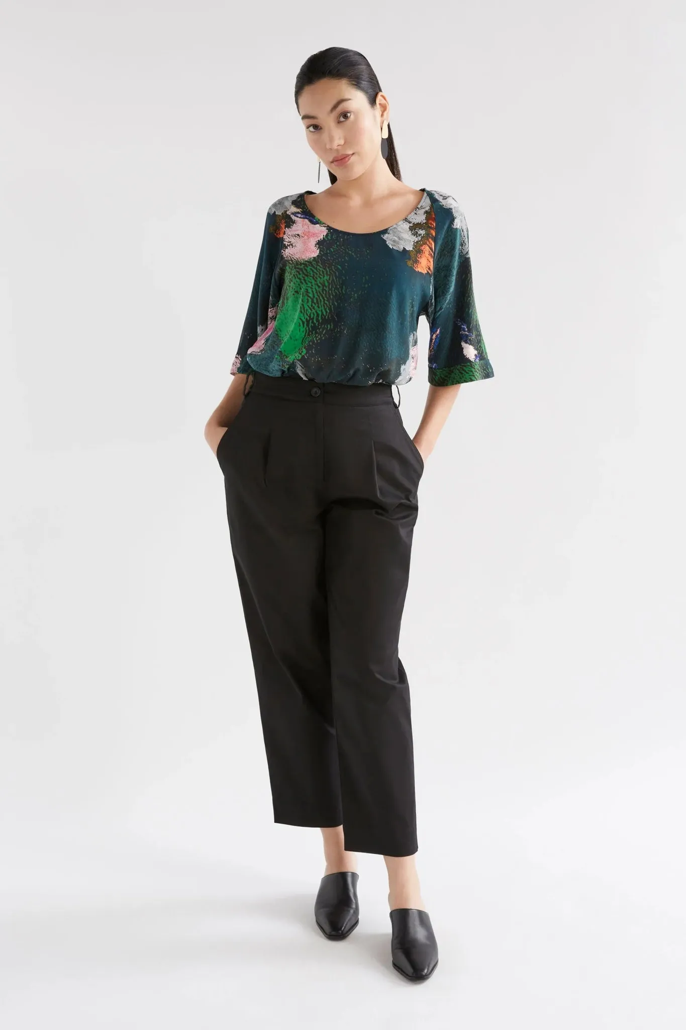 Foljer Top | Reflections Print