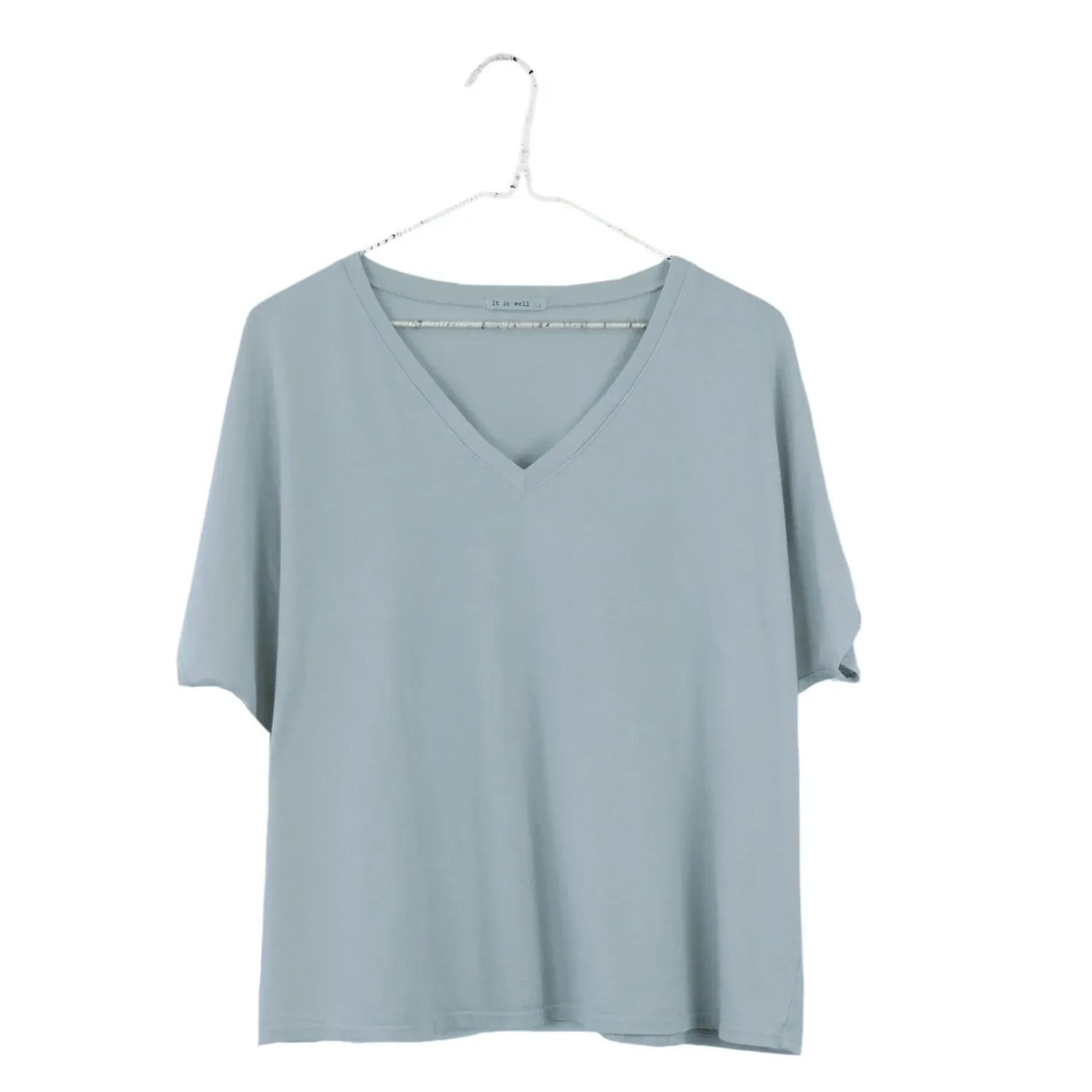 It Is Well L.A. Organic V-Neck Boxy Tee